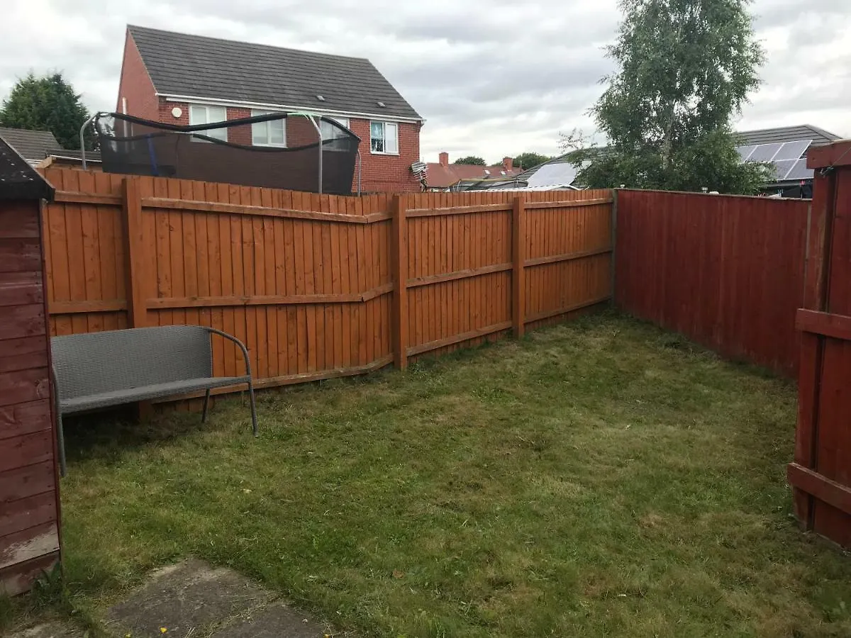 House Shared, New Build 29 Nottingham 3Bedrooms Villa