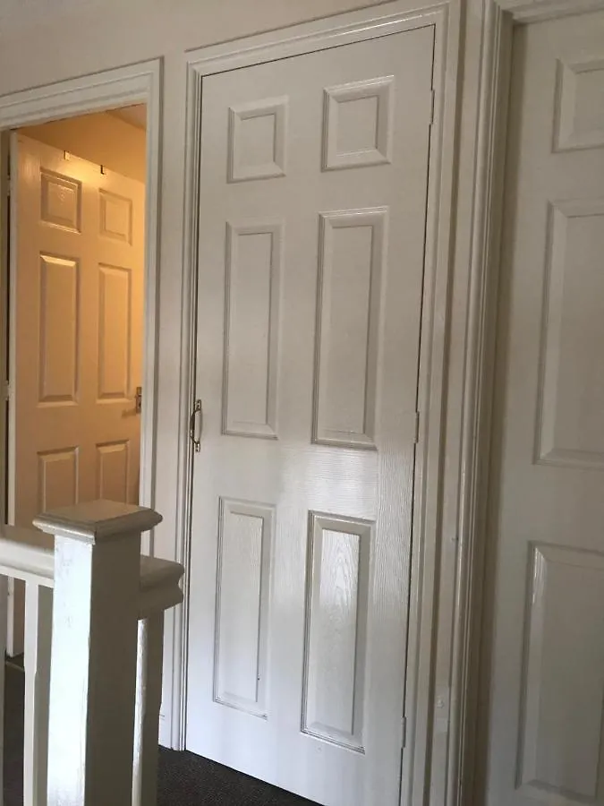 House Shared, New Build 29 Nottingham 3Bedrooms Villa
