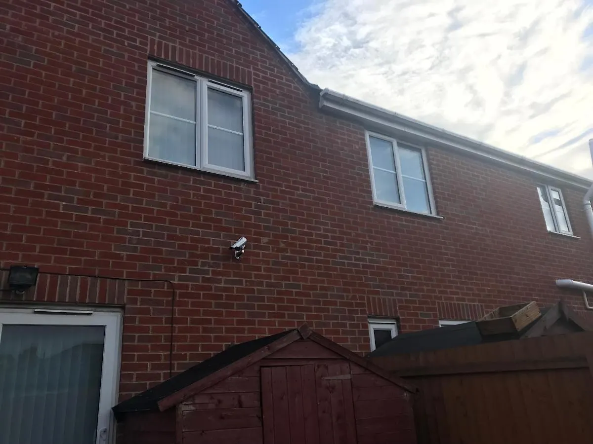 House Shared, New Build 29 Nottingham 3Bedrooms Villa