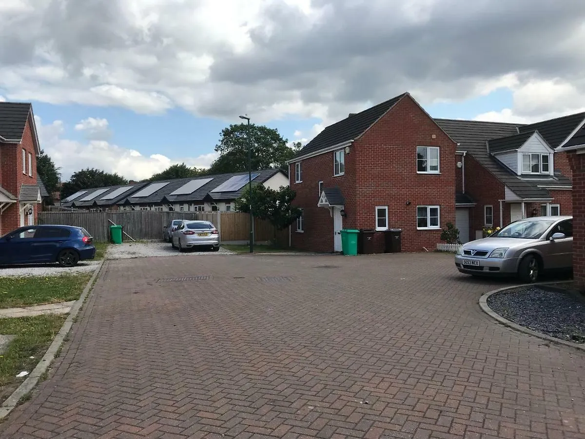 House Shared, New Build 29 Nottingham 3Bedrooms 0*,