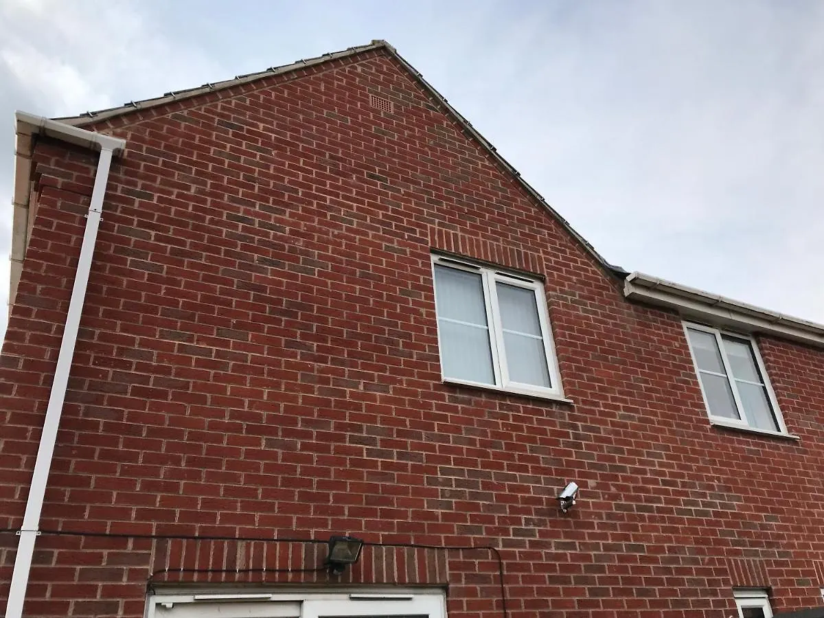 House Shared, New Build 29 Nottingham 3Bedrooms Villa